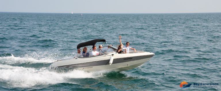 Hosting A Holiday Party On A Private Boat Charter